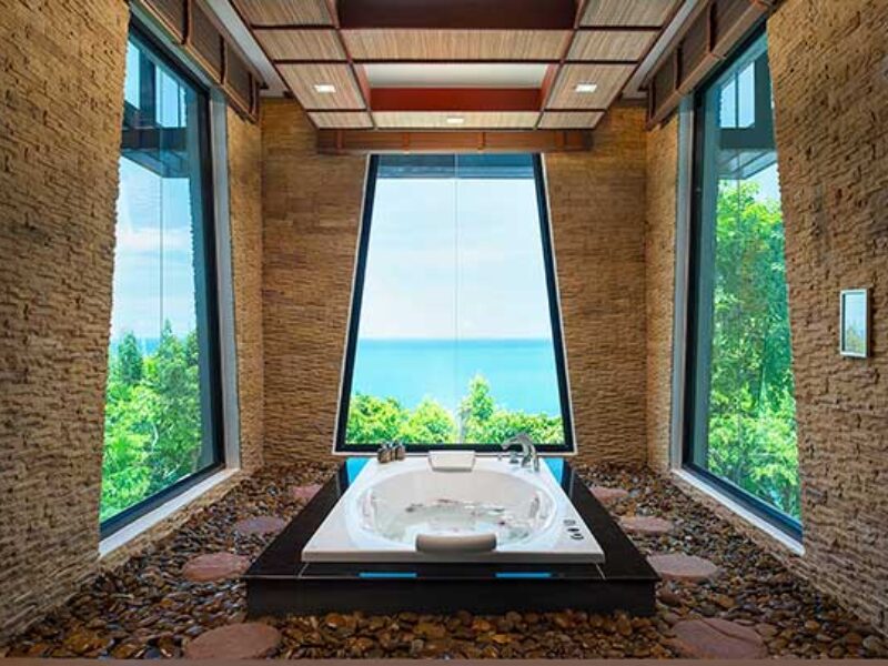 Deluxe Jacuzzi Grande