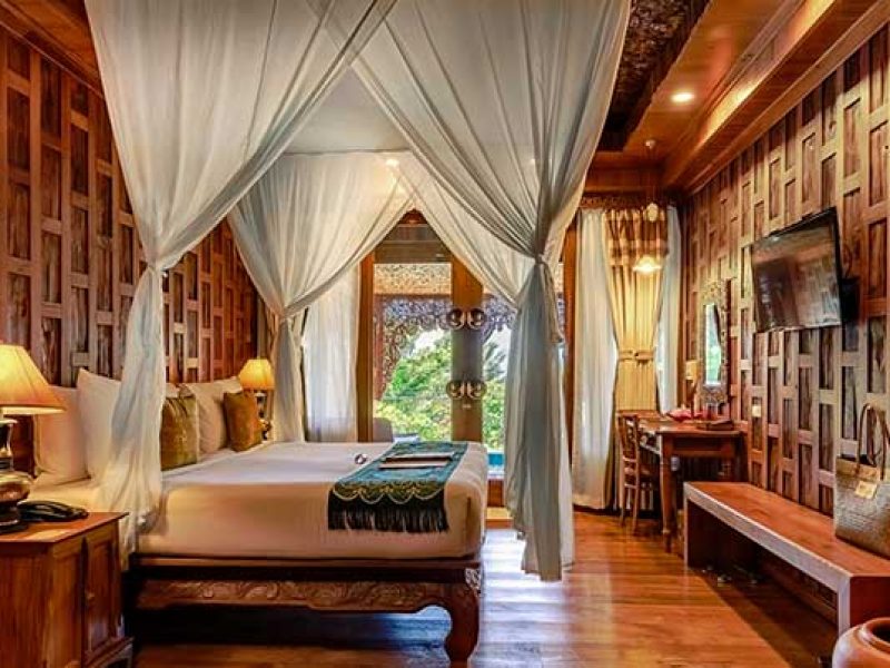 Pool Suite Garden View