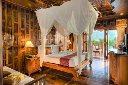 Supreme Deluxe Pool Access